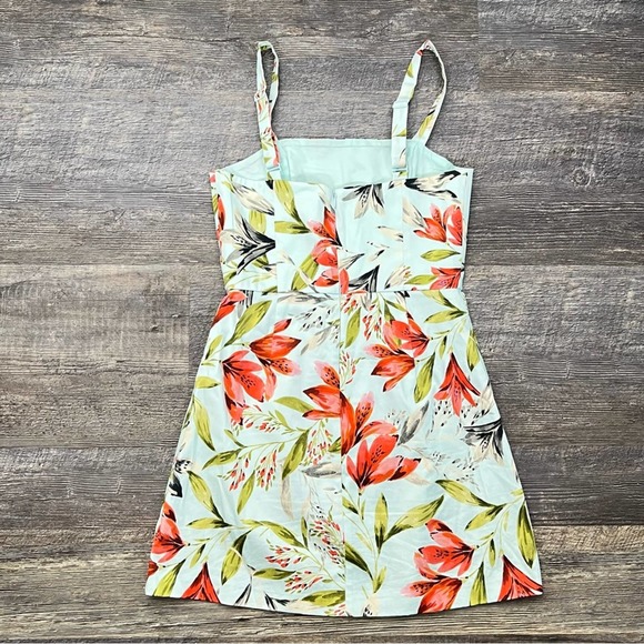 French Connection blue floral fit & flare mini sundress size 4 B118 - Picture 6 of 6
